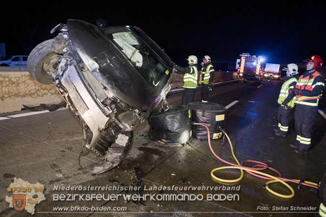 20221120 Verkehrsunfall auf der A2 bei Baden RFB Süd  Foto: Stefan Schneider BFKDO BADEN