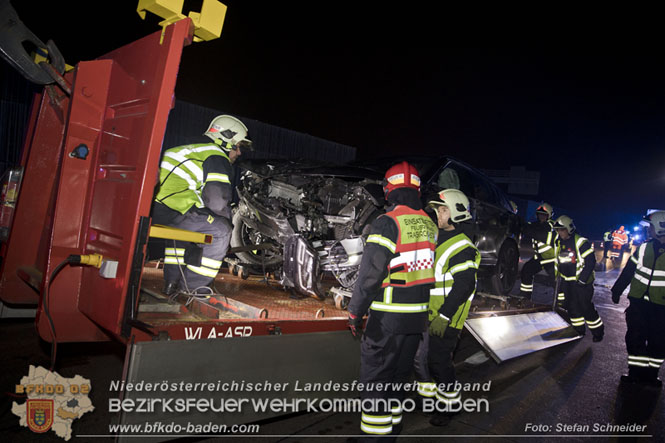 20221120 Verkehrsunfall auf der A2 bei Baden RFB Süd  Foto: Stefan Schneider BFKDO BADEN