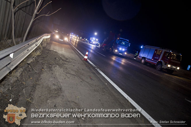20221120 Verkehrsunfall auf der A2 bei Baden RFB Süd  Foto: Stefan Schneider BFKDO BADEN