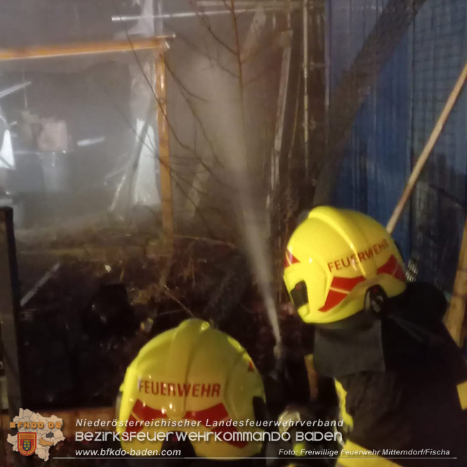 20221229 Brand auf einem Grundstück in Mitterndorf an der Fischa  Foto: Freiwillige Feuerwehr Mitterndorf