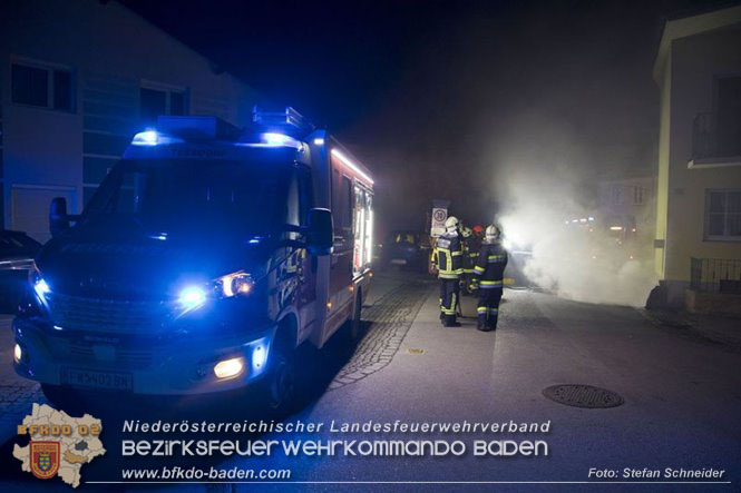 20230107 Brand einer Stromleitung unter Wärmeverbundfassade in Teesdorf Foto: Stefan Schneider BFKDO BADEN 20230107 Brand einer Stromleitung unter Wärmeverbundfassade in Teesdorf Foto: Stefan Schneider BFKDO BADEN