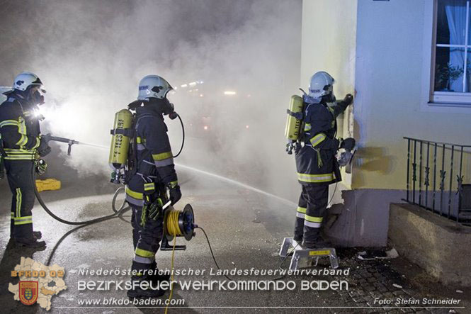 20230107 Brand einer Stromleitung unter Wärmeverbundfassade in Teesdorf Foto: Stefan Schneider BFKDO BADEN 20230107 Brand einer Stromleitung unter Wärmeverbundfassade in Teesdorf Foto: Stefan Schneider BFKDO BADEN