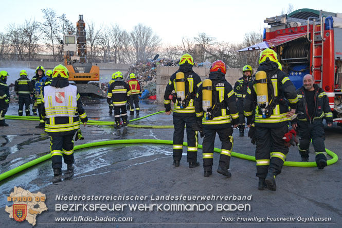 20230107 Brand bei einem Entsorgungsunternehmen   Foto: Freiwillige Feuerwehr Oeynhausen