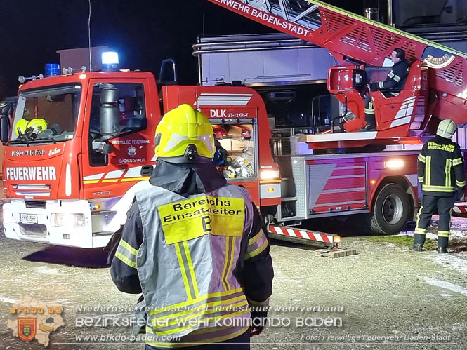 20230129 Brand in einem Traiskirchner Gewerbebetrieb Foto: Freiwillige Feuerwehr Baden-Stadt