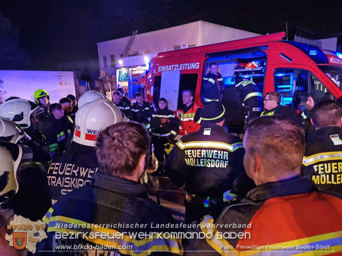 20230129 Brand in einem Traiskirchner Gewerbebetrieb   Foto: Freiwillige Feuerwehr Baden-Stadt