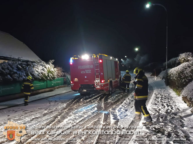 20230202 Nächtlicher Schneefall sorgte für Feuerwehreinsätze im Großraum Heiligenkreuz - Alland - Klausen-Leopoldsdorf  Foto: Freiwillige Feuerwehr Heiligenkreuz