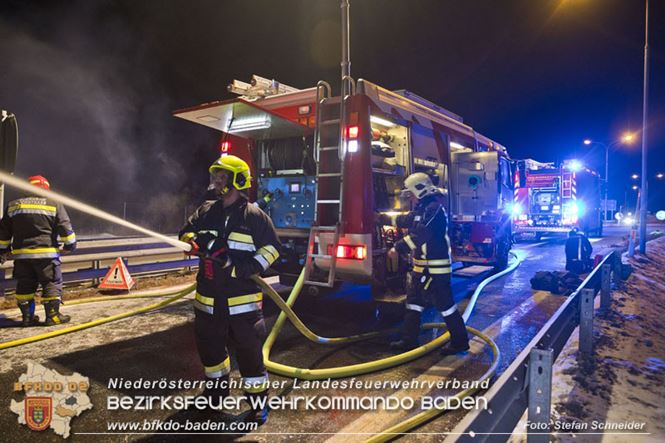 20230208 Lkw Sattelzug in Vollbrand bei Hochstrass   Foto: Stefan Schneider BFKDO BADEN