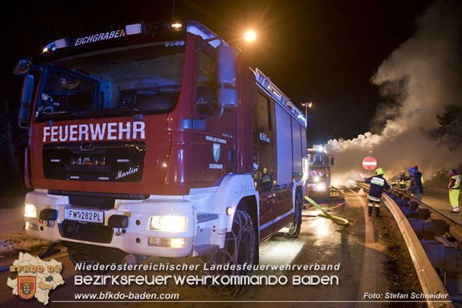 20230208 Lkw Sattelzug in Vollbrand bei Hochstrass   Foto: Stefan Schneider BFKDO BADEN