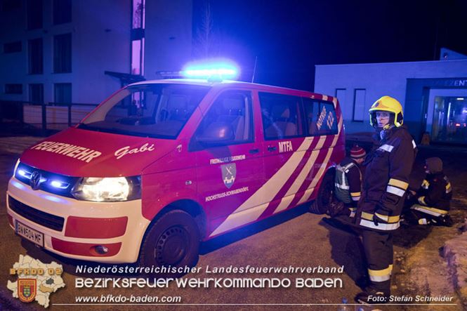 20230208 Lkw Sattelzug in Vollbrand bei Hochstrass   Foto: Stefan Schneider BFKDO BADEN