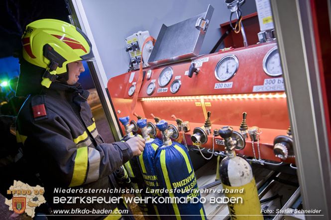 20230208 Lkw Sattelzug in Vollbrand bei Hochstrass   Foto: Stefan Schneider BFKDO BADEN