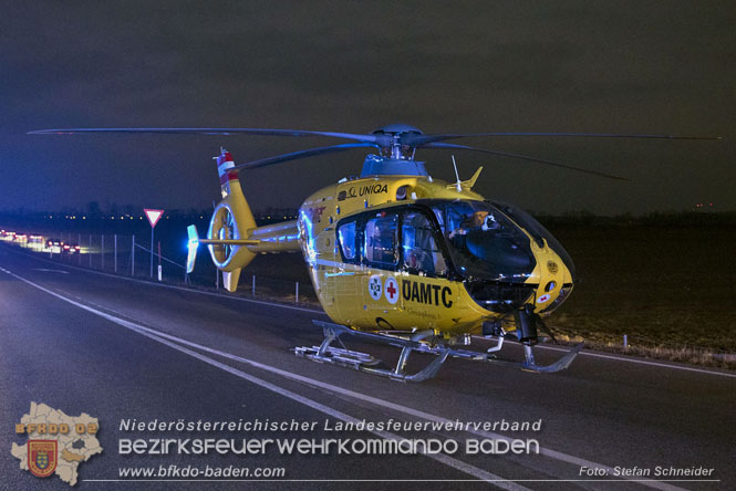 20230214 Kleinwagen prallt auf B17 gegen Laermschutzwand Foto: Stefan Schneider BFKDO BADEN 20230214 Kleinwagen prallt auf B17 gegen Laermschutzwand Foto: Stefan Schneider BFKDO BADEN
