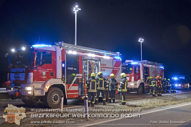20230214 Kleinwagen prallt auf B17 gegen Laermschutzwand Foto: Stefan Schneider BFKDO BADEN 20230214 Kleinwagen prallt auf B17 gegen Laermschutzwand Foto: Stefan Schneider BFKDO BADEN