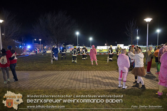 20230218 Großschadensereignis - Menschenrettung (T3) auf der B60 Foto: Stefan Schneider BFKDO BADEN 20230218 Großschadensereignis - Menschenrettung (T3) auf der B60 Foto: Stefan Schneider BFKDO BADEN