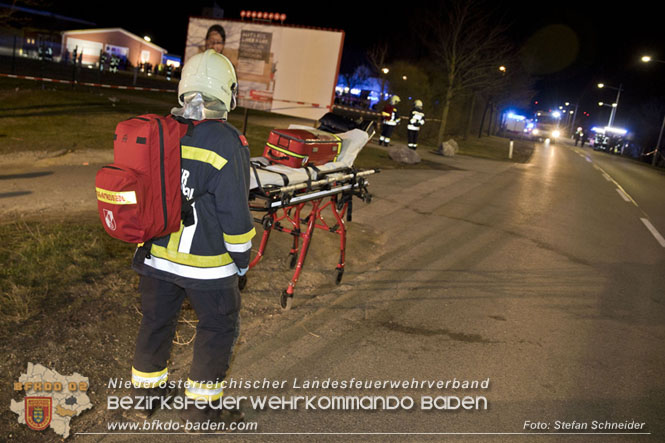 20230218 Großschadensereignis - Menschenrettung (T3) auf der B60 Foto: Stefan Schneider BFKDO BADEN 20230218 Großschadensereignis - Menschenrettung (T3) auf der B60 Foto: Stefan Schneider BFKDO BADEN