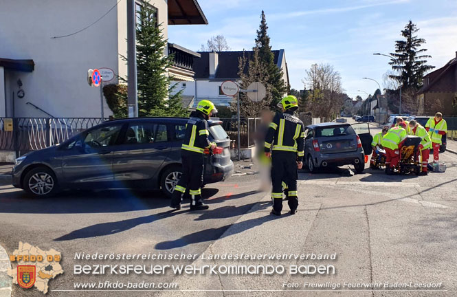 220230317 Verkehrsunfall Baden Leesdorf Foto: Freiwillige Feuerwehr Baden-Leesdorf / Stefan Wagner 220230317 Verkehrsunfall Baden Leesdorf Foto: Freiwillige Feuerwehr Baden-Leesdorf / Stefan Wagner
