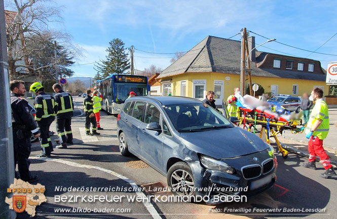 220230317 Verkehrsunfall Baden Leesdorf Foto: Freiwillige Feuerwehr Baden-Leesdorf / Stefan Wagner 220230317 Verkehrsunfall Baden Leesdorf Foto: Freiwillige Feuerwehr Baden-Leesdorf / Stefan Wagner