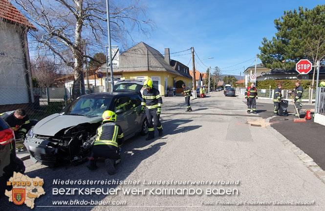 220230317 Verkehrsunfall Baden Leesdorf  Foto: Freiwillige Feuerwehr Baden-Leesdorf / Stefan Wagner