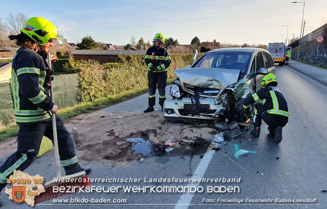 220230317 Verkehrsunfall Baden Leesdorf LB212 Dammgasse Foto: Freiwillige Feuerwehr Baden-Leesdorf / Stefan Wagner 220230317 Verkehrsunfall Baden Leesdorf LB212 Dammgasse Foto: Freiwillige Feuerwehr Baden-Leesdorf / Stefan Wagner