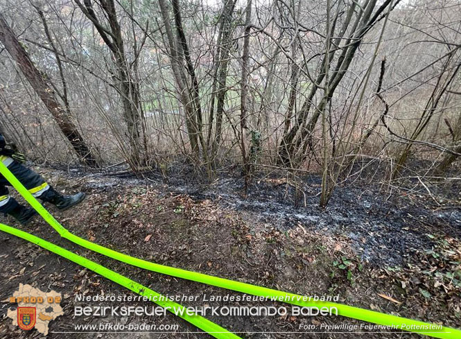 20230323 Waldbrand in Pottenstein  Foto: Freiwillige Feuerwehr Pottenstein / Stefan Schwarz, Mario Grabner