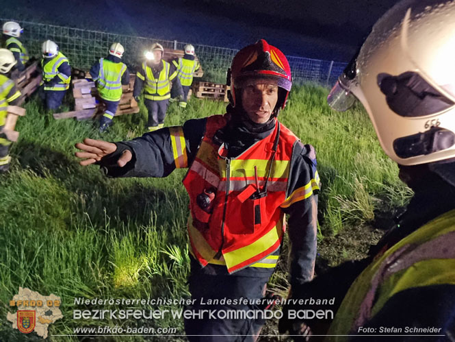 20230502 Lkw Unfall auf der A2 bei Traiskirchen Foto: Stefan Schneider BFKDO BADEN 20230502 Lkw Unfall auf der A2 bei Traiskirchen Foto: Stefan Schneider BFKDO BADEN