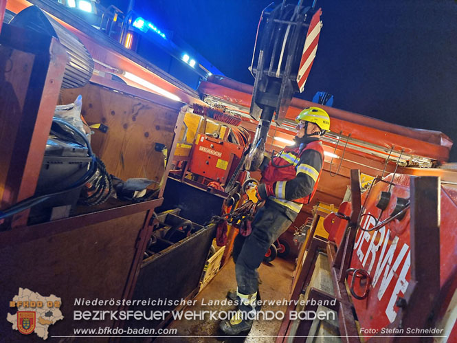20230502 Lkw Unfall auf der A2 bei Traiskirchen Foto: Stefan Schneider BFKDO BADEN 20230502 Lkw Unfall auf der A2 bei Traiskirchen Foto: Stefan Schneider BFKDO BADEN