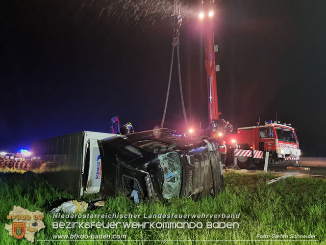 20230502 Lkw Unfall auf der A2 bei Traiskirchen Foto: Stefan Schneider BFKDO BADEN 20230502 Lkw Unfall auf der A2 bei Traiskirchen Foto: Stefan Schneider BFKDO BADEN