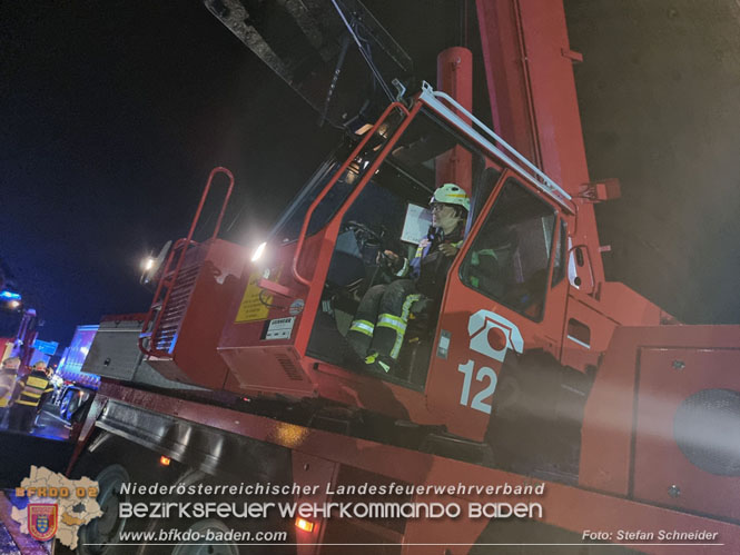 20230502 Lkw Unfall auf der A2 bei Traiskirchen Foto: Stefan Schneider BFKDO BADEN 20230502 Lkw Unfall auf der A2 bei Traiskirchen Foto: Stefan Schneider BFKDO BADEN