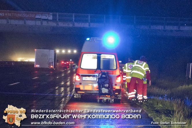 20230502 Lkw Unfall auf der A2 bei Traiskirchen Foto: Stefan Schneider BFKDO BADEN 20230502 Lkw Unfall auf der A2 bei Traiskirchen Foto: Stefan Schneider BFKDO BADEN