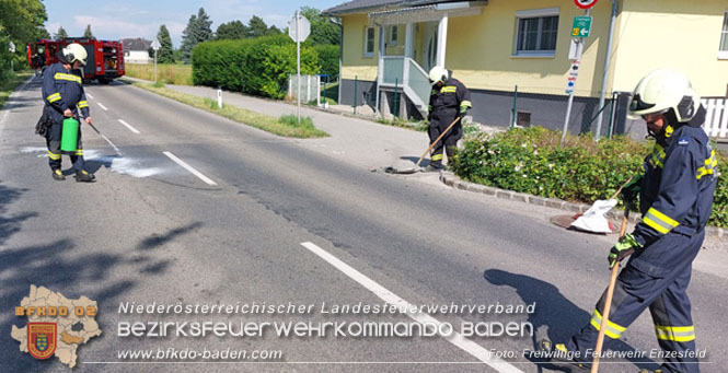 20230617 Schwerer Verkehrsunfall zwischen Motorrad und Pkw Foto: Freiwillige Feuerwehr Enzesfeld 20230617 Schwerer Verkehrsunfall zwischen Motorrad und Pkw Foto: Freiwillige Feuerwehr Enzesfeld