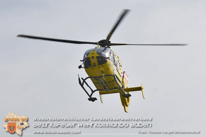 20230622 Pkw von Zug erfasst - Kind lebensgefährlich verletzt Foto: Thomas Lenger Monatsrevue.at 20230622 Pkw von Zug erfasst - Kind lebensgefährlich verletzt Foto: Thomas Lenger Monatsrevue.at