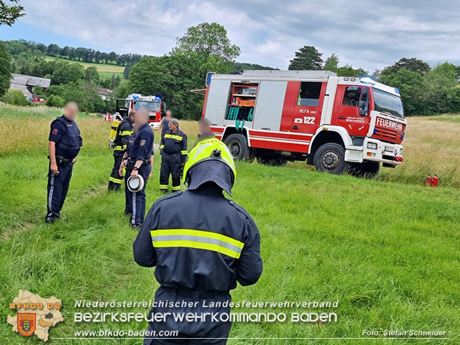 20230623 Traktor fing bei Feldarbeit plötzlich Feuer Foto: Stefan Schneider BFKDO BADEN 20230623 Traktor fing bei Feldarbeit plötzlich Feuer Foto: Stefan Schneider BFKDO BADEN
