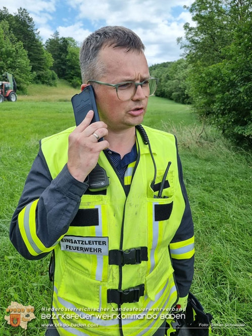 20230623 Traktor fing bei Feldarbeit plötzlich Feuer Foto: Stefan Schneider BFKDO BADEN 20230623 Traktor fing bei Feldarbeit plötzlich Feuer Foto: Stefan Schneider BFKDO BADEN