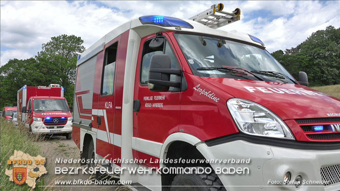 20230623 Traktor fing bei Feldarbeit plötzlich Feuer  Foto: Stefan Schneider BFKDO BADEN