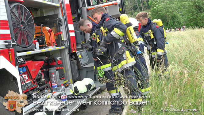 20230623 Traktor fing bei Feldarbeit plötzlich Feuer Foto: Stefan Schneider BFKDO BADEN 20230623 Traktor fing bei Feldarbeit plötzlich Feuer Foto: Stefan Schneider BFKDO BADEN