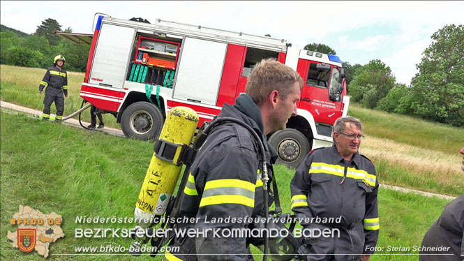 20230623 Traktor fing bei Feldarbeit plötzlich Feuer Foto: Stefan Schneider BFKDO BADEN 20230623 Traktor fing bei Feldarbeit plötzlich Feuer Foto: Stefan Schneider BFKDO BADEN