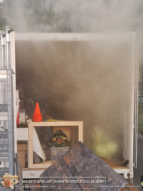 20230626 Fahrzeugbrand in Weigelsdorf entpuppt sich als Kriminalfall Foto: Freiwillige Feuerwehr Weigelsdorf 20230626 Fahrzeugbrand in Weigelsdorf entpuppt sich als Kriminalfall Foto: Freiwillige Feuerwehr Weigelsdorf
