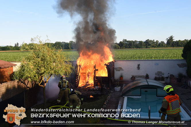20230715 Gartenhütte in Vollbrand in Ebreichsdorf Foto: Thomas Lenger Monatsrevue.at 20230715 Gartenhütte in Vollbrand in Ebreichsdorf Foto: Thomas Lenger Monatsrevue.at