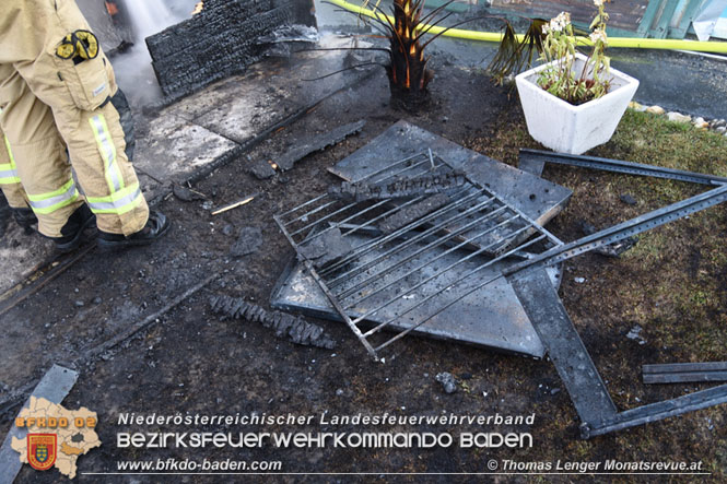 20230715 Gartenhütte in Vollbrand in Ebreichsdorf Foto: Thomas Lenger Monatsrevue.at 20230715 Gartenhütte in Vollbrand in Ebreichsdorf Foto: Thomas Lenger Monatsrevue.at