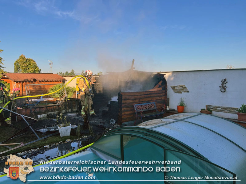 20230715 Gartenhütte in Vollbrand in Ebreichsdorf Foto: Thomas Lenger Monatsrevue.at 20230715 Gartenhütte in Vollbrand in Ebreichsdorf Foto: Thomas Lenger Monatsrevue.at