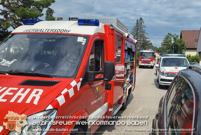 20230717 Kleines Mädchen mit schwerem Gerät befreit  Foto: Freiwillige Feuerwehr Oberwaltersdorf