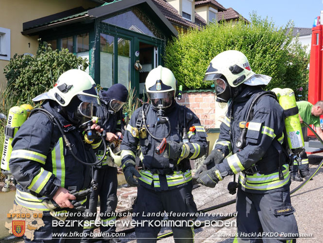 20230819 Kellerbrand in einem Reihenhaus in Enzesfeld/Lindabrunn Foto: ASB ÖA Markus Hackl AFKDO Pottenstein 20230819 Kellerbrand in einem Reihenhaus in Enzesfeld/Lindabrunn Foto: ASB ÖA Markus Hackl AFKDO Pottenstein