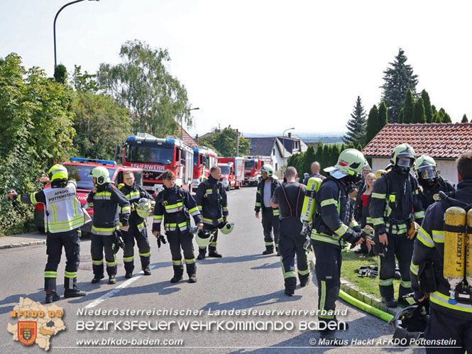20230819 Kellerbrand in einem Reihenhaus in Enzesfeld/Lindabrunn Foto: ASB ÖA Markus Hackl AFKDO Pottenstein 20230819 Kellerbrand in einem Reihenhaus in Enzesfeld/Lindabrunn Foto: ASB ÖA Markus Hackl AFKDO Pottenstein