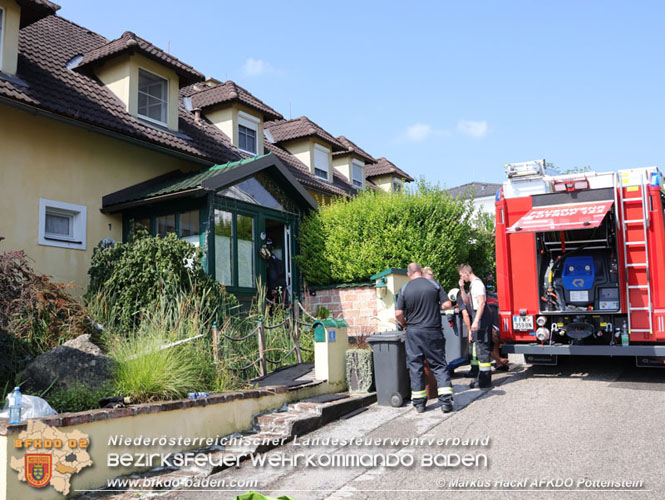 20230819 Kellerbrand in einem Reihenhaus in Enzesfeld/Lindabrunn Foto: ASB ÖA Markus Hackl AFKDO Pottenstein 20230819 Kellerbrand in einem Reihenhaus in Enzesfeld/Lindabrunn Foto: ASB ÖA Markus Hackl AFKDO Pottenstein