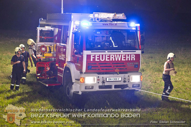 20230822 Schwere LKW Bergung in Bad Vöslau  Foto: Stefan Schneider BFKDO BADEN