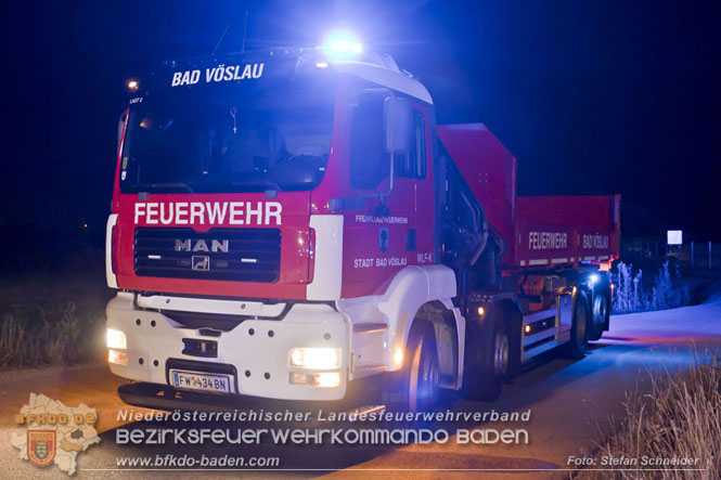 20230822 Schwere LKW Bergung in Bad Vöslau  Foto: Stefan Schneider BFKDO BADEN