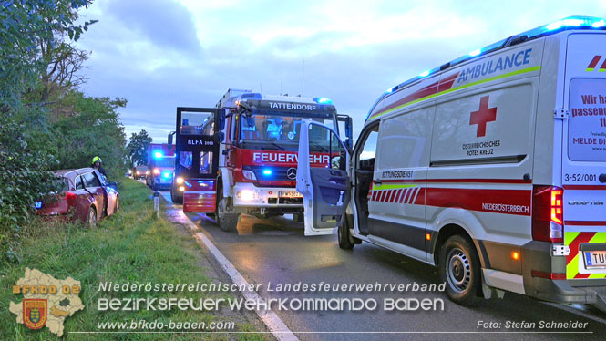 20230830 Verkehrsunfall auf der L157 Tattendorf - Oeynhausen Foto: Stefan Schneider BFKDO BADEN 20230830 Verkehrsunfall auf der L157 Tattendorf - Oeynhausen Foto: Stefan Schneider BFKDO BADEN