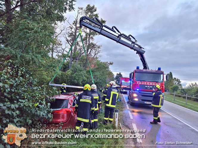 20230830 Verkehrsunfall auf der L157 Tattendorf - Oeynhausen Foto: Stefan Schneider BFKDO BADEN 20230830 Verkehrsunfall auf der L157 Tattendorf - Oeynhausen Foto: Stefan Schneider BFKDO BADEN