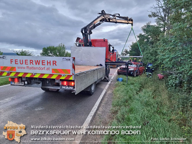 20230830 Verkehrsunfall auf der L157 Tattendorf - Oeynhausen Foto: Stefan Schneider BFKDO BADEN 20230830 Verkehrsunfall auf der L157 Tattendorf - Oeynhausen Foto: Stefan Schneider BFKDO BADEN