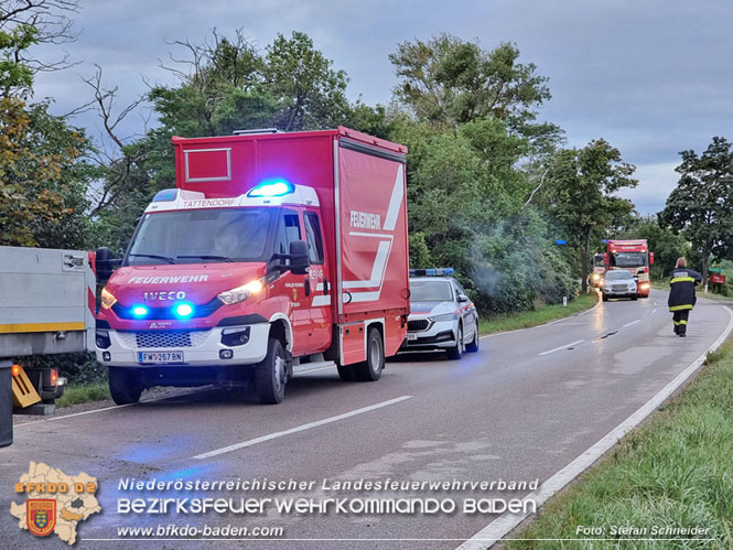 20230830 Verkehrsunfall auf der L157 Tattendorf - Oeynhausen Foto: Stefan Schneider BFKDO BADEN 20230830 Verkehrsunfall auf der L157 Tattendorf - Oeynhausen Foto: Stefan Schneider BFKDO BADEN