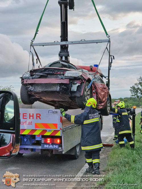 20230830 Verkehrsunfall auf der L157 Tattendorf - Oeynhausen Foto: Stefan Schneider BFKDO BADEN 20230830 Verkehrsunfall auf der L157 Tattendorf - Oeynhausen Foto: Stefan Schneider BFKDO BADEN